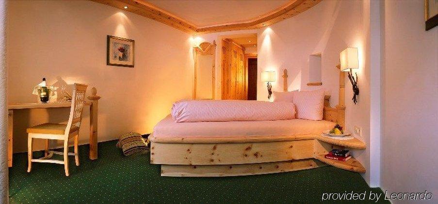 Hotel des Alpes Samnaun Extérieur photo